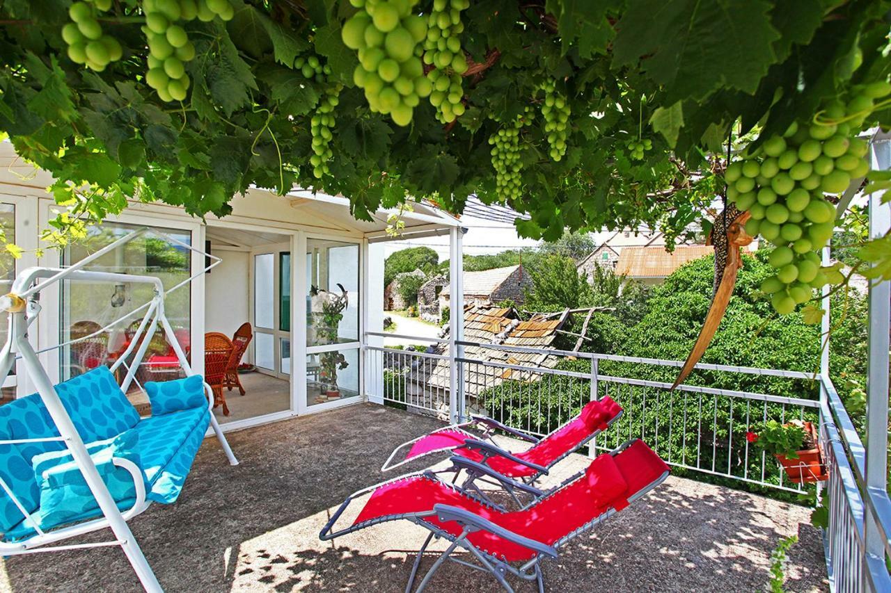 Holiday home Perunika Zezevica Bagian luar foto