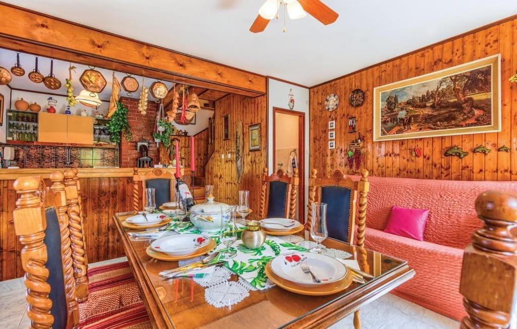 Holiday home Perunika Zezevica Bagian luar foto